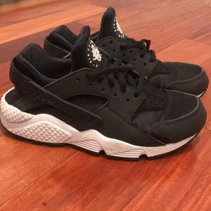 nike women’s air huarache
